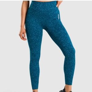 Gymshark Adapt Animal Print "Teal" Small Leggings
